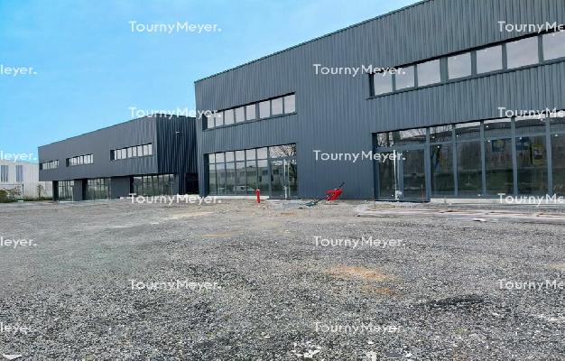 LOCAL D'ACTIVITES