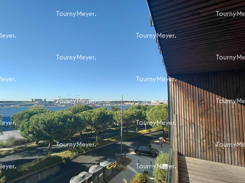 BUREAUX