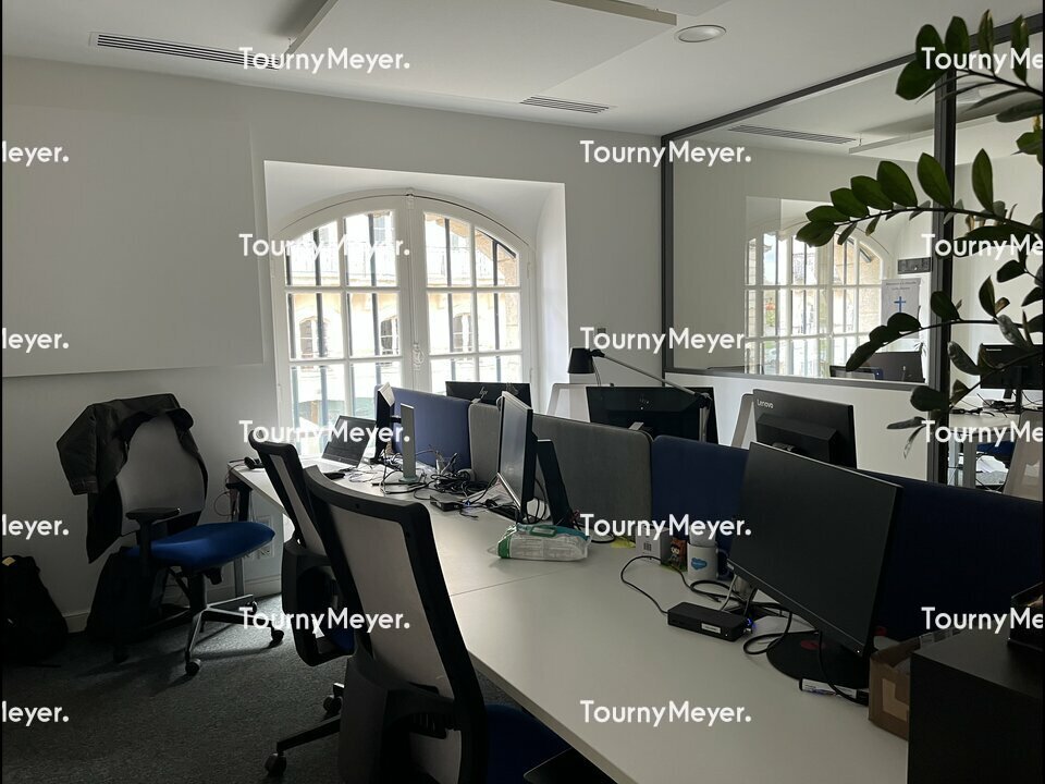 BUREAUX