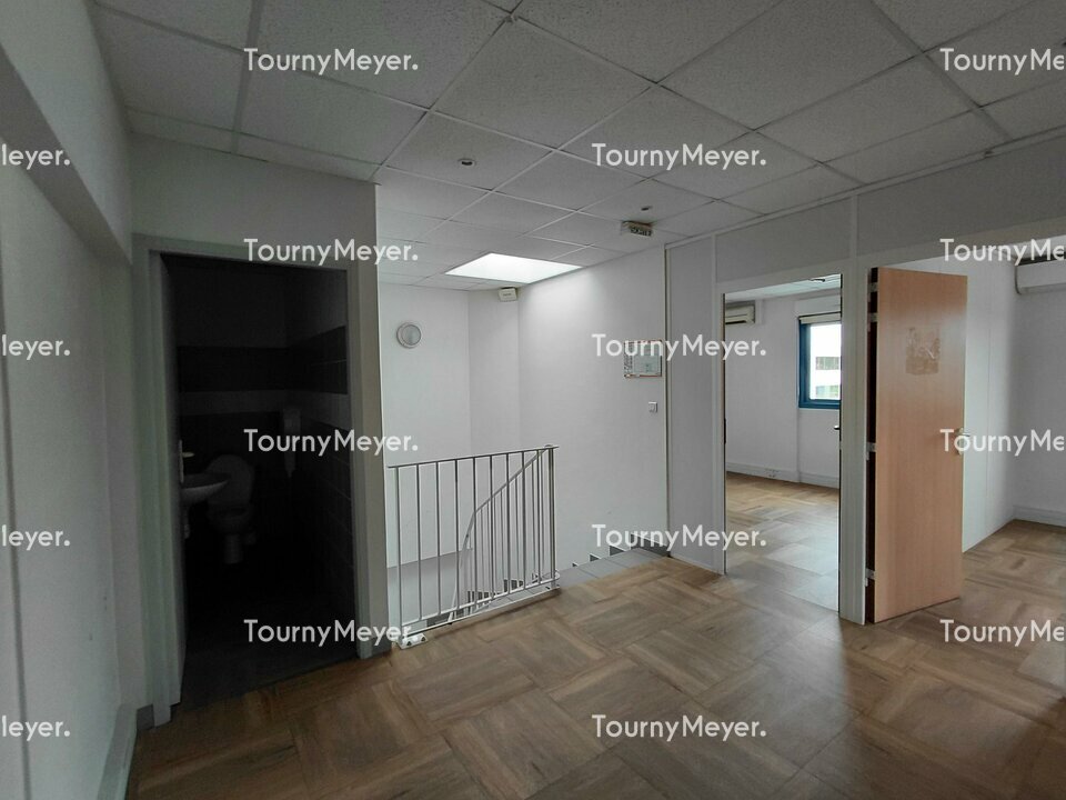 LOCAL D'ACTIVITES