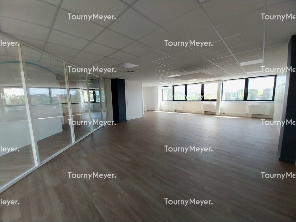 BUREAUX