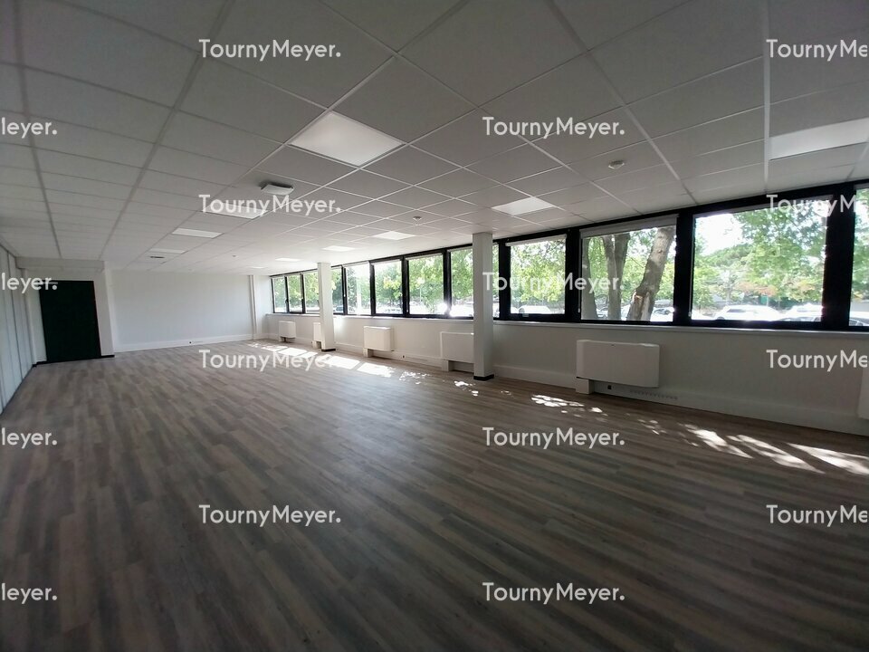BUREAUX