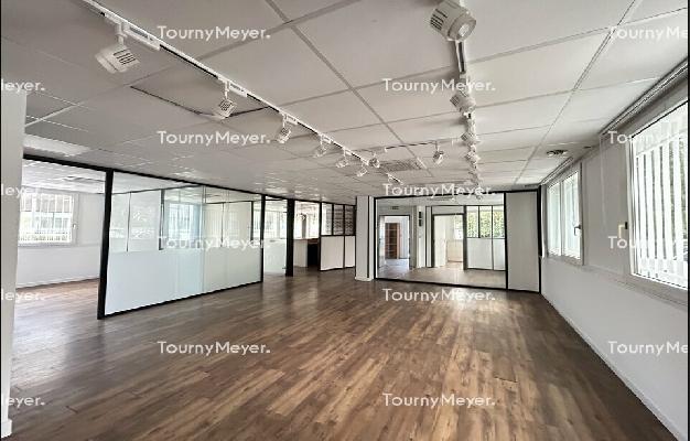 BUREAUX