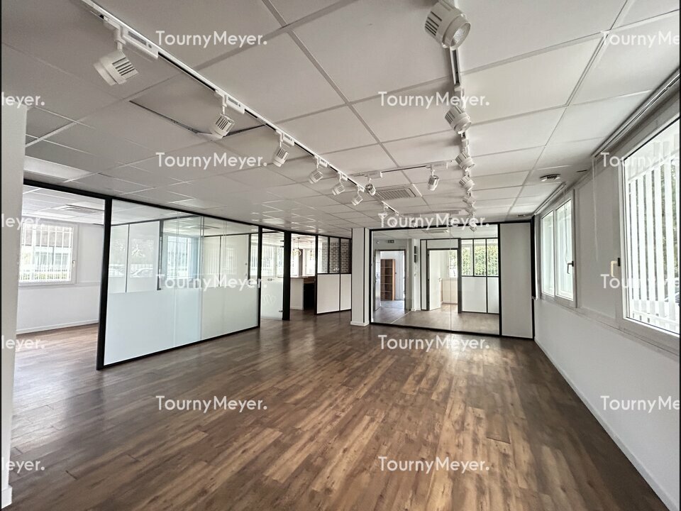 BUREAUX