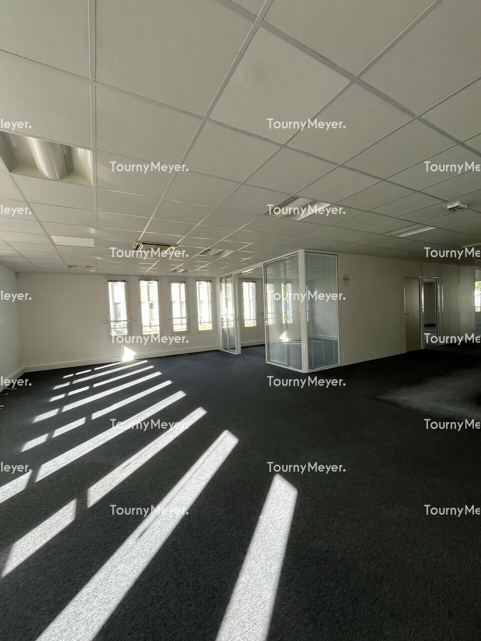 BUREAUX