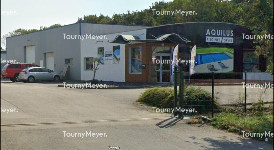LOCAL D'ACTIVITES