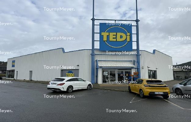 LOCAL COMMERCIAL