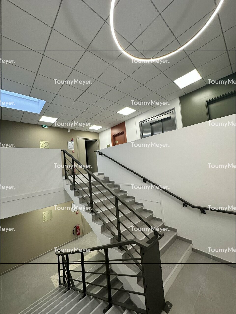 BUREAUX