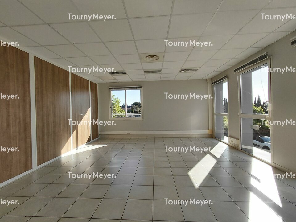 BUREAUX