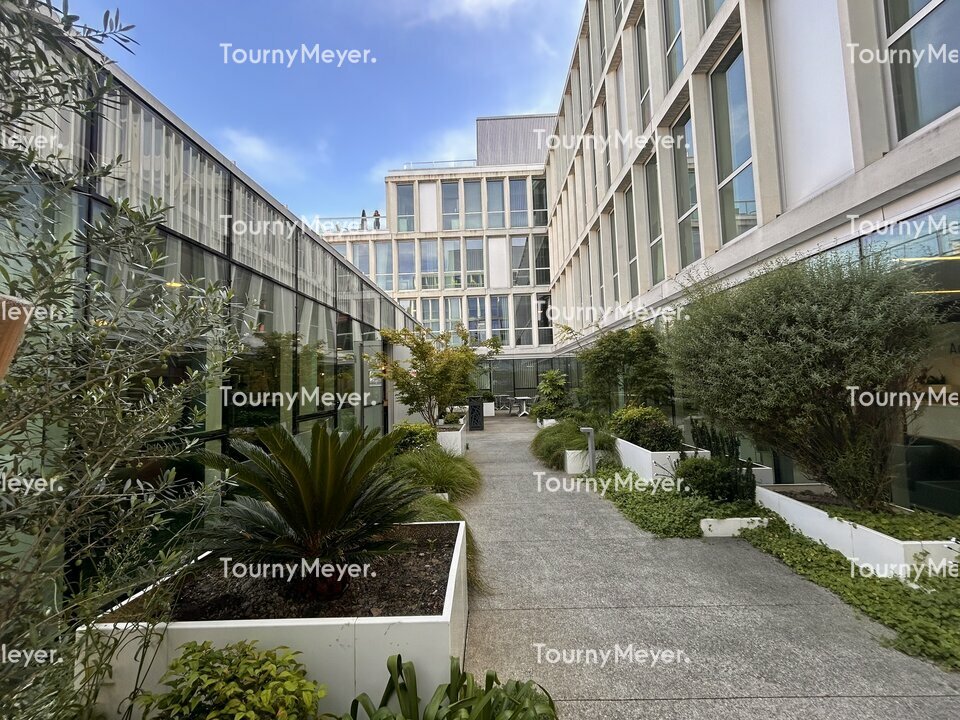 BUREAUX