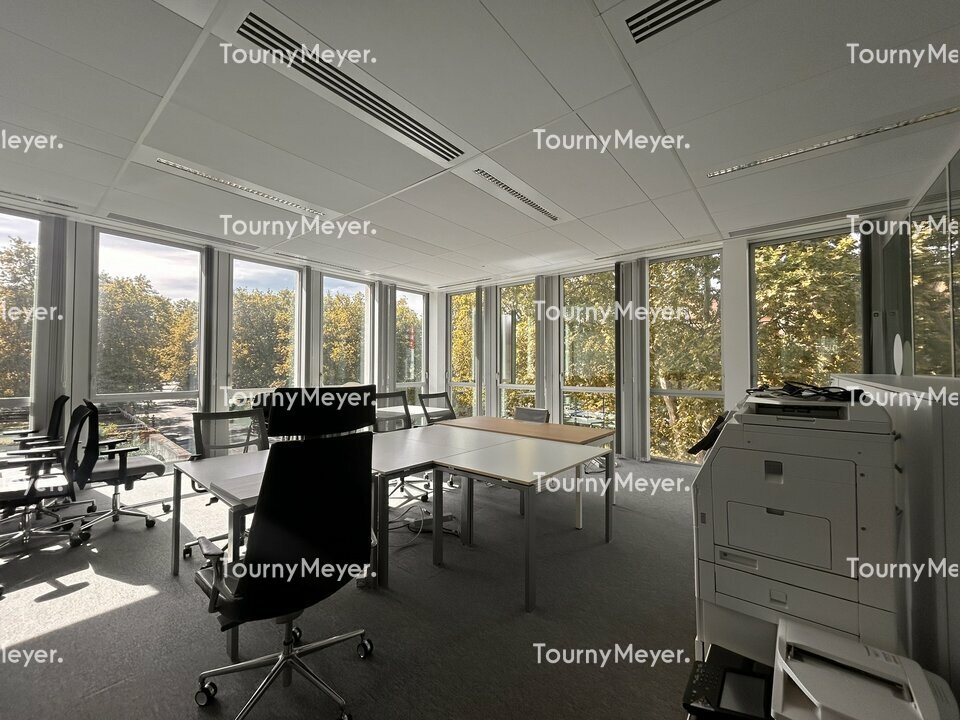 BUREAUX