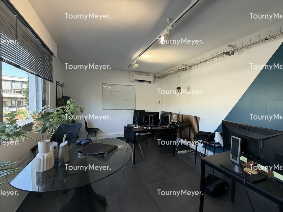 BUREAUX