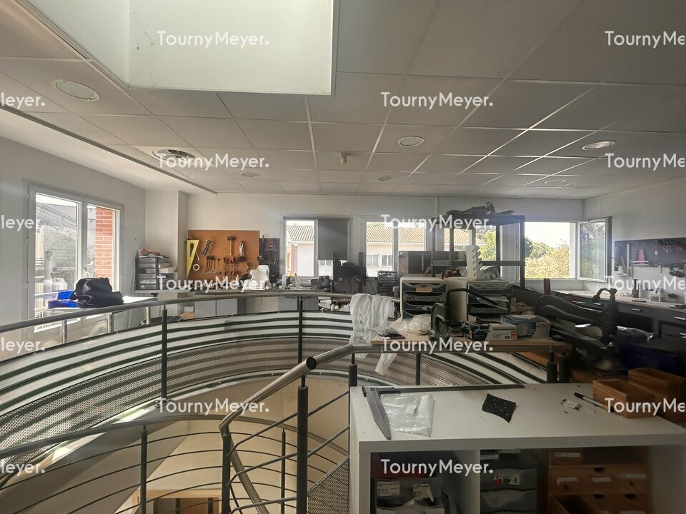 BUREAUX