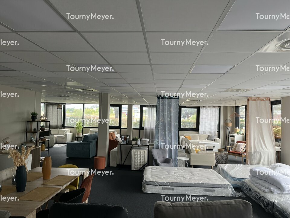 BUREAUX