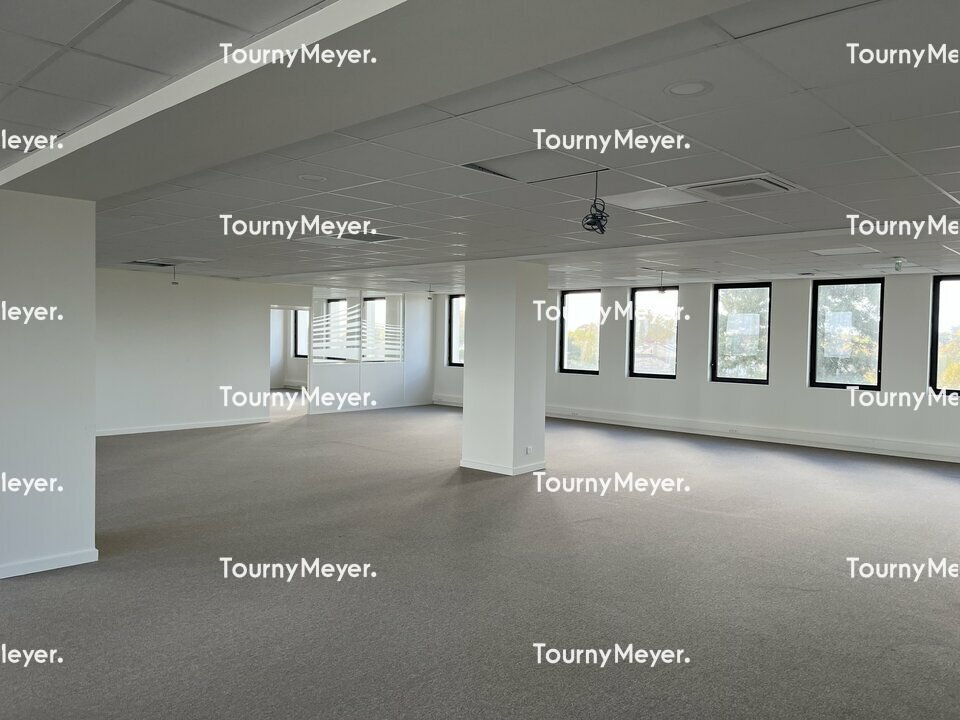BUREAUX