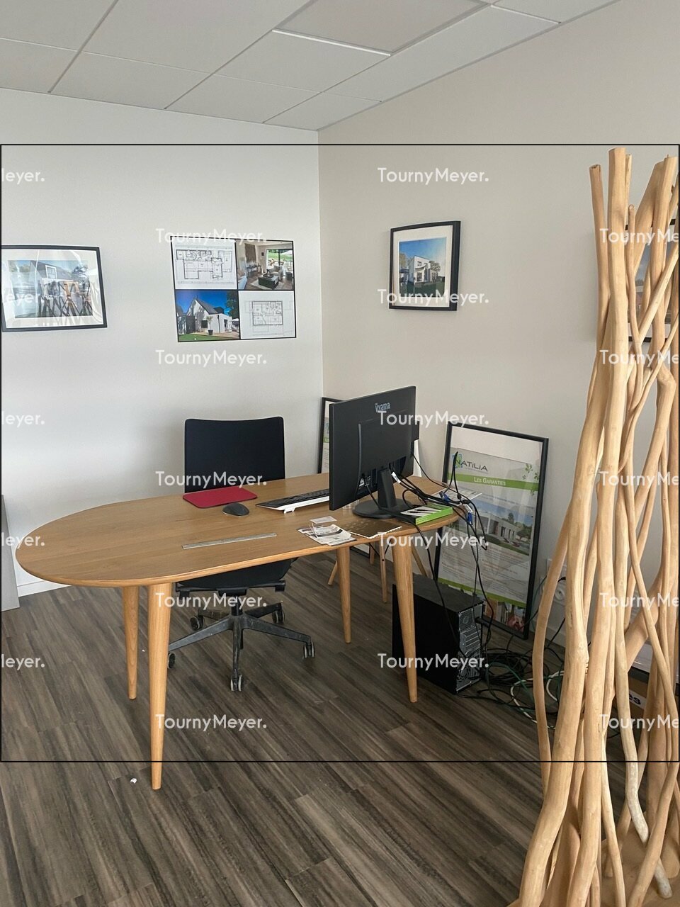 BUREAUX
