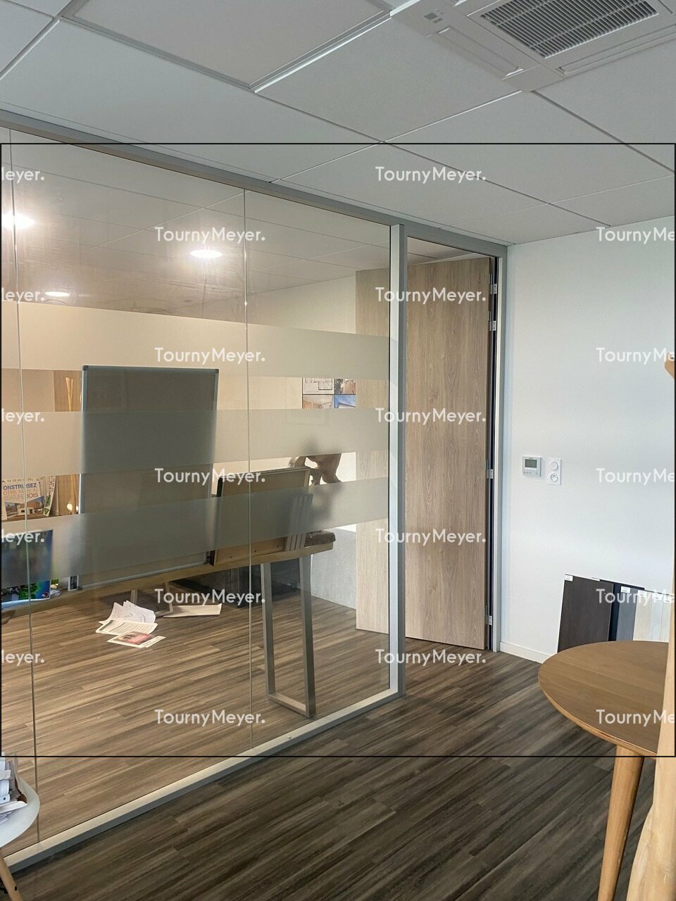 BUREAUX