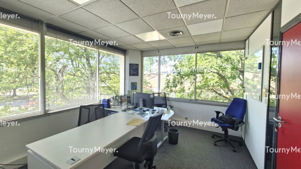 BUREAUX