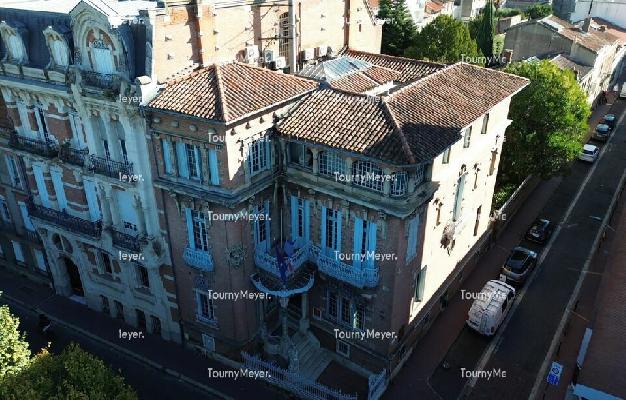 BUREAUX