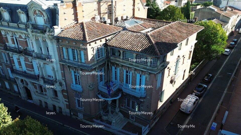 BUREAUX