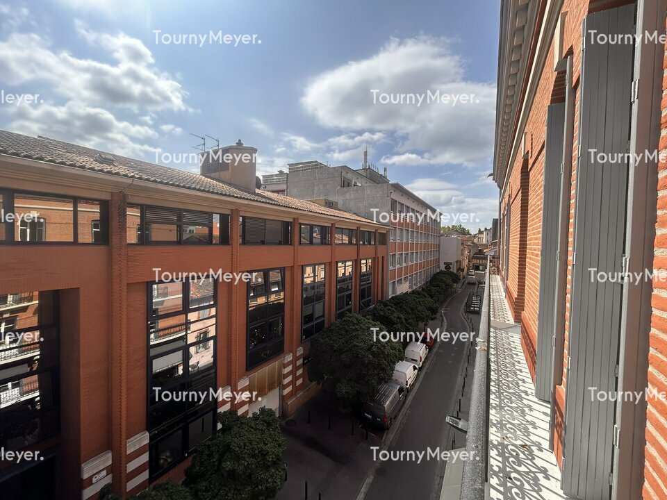 BUREAUX