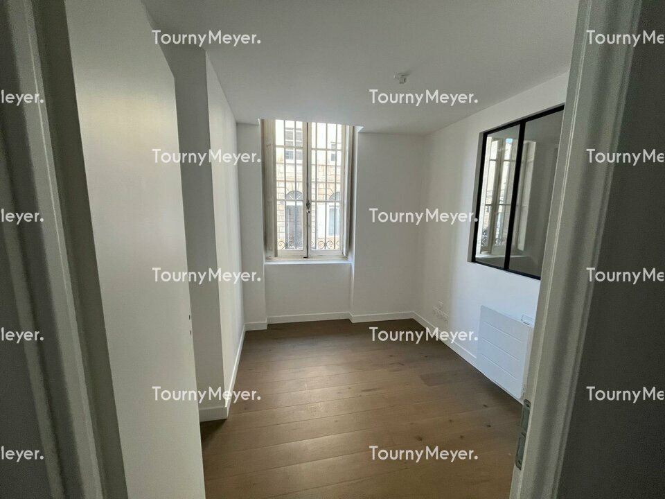 BUREAUX