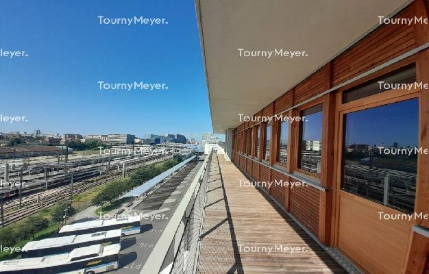 BUREAUX