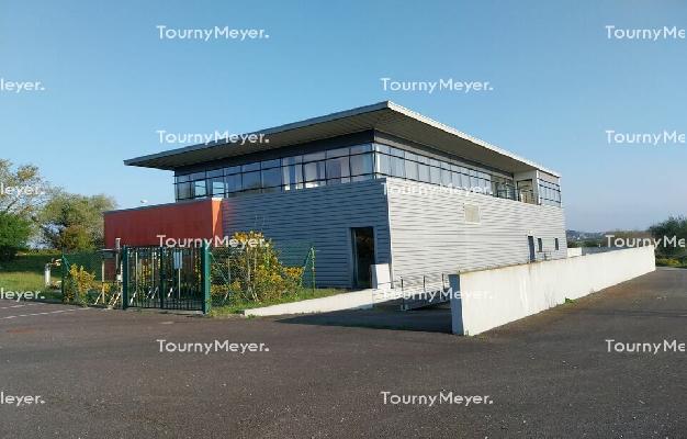 LOCAL D'ACTIVITES