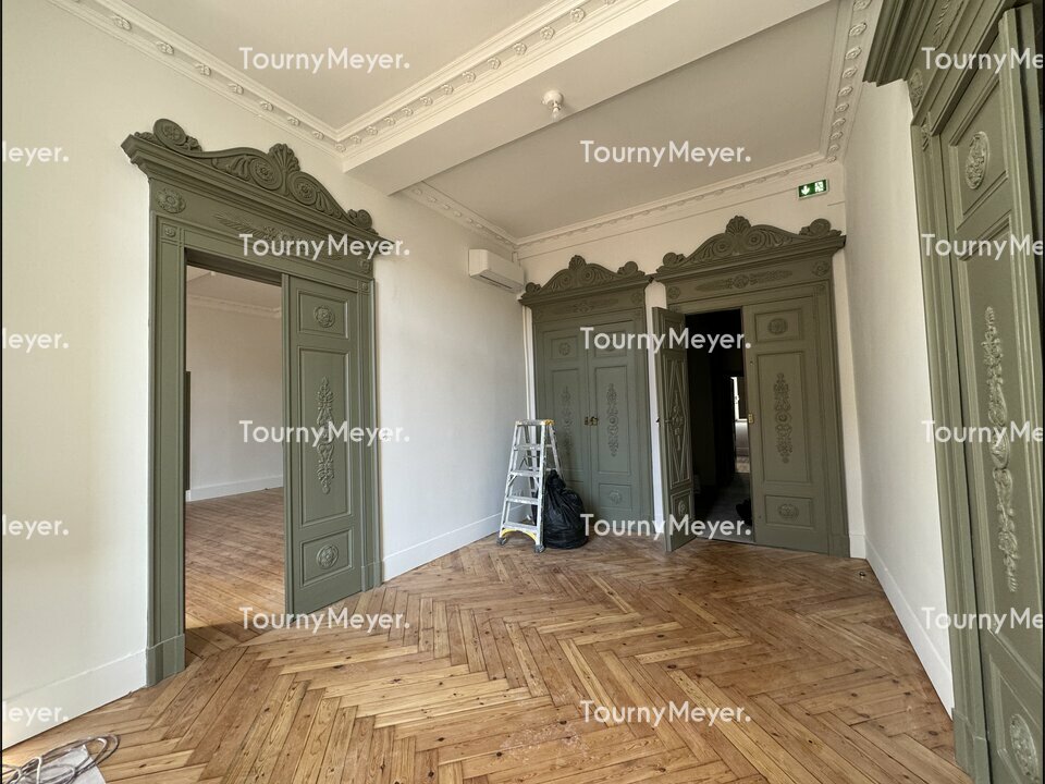 BUREAUX
