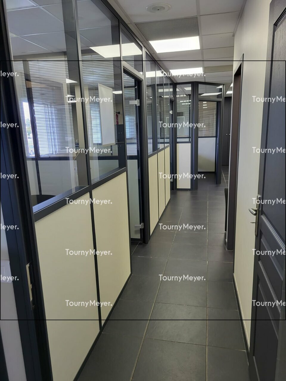 BUREAUX