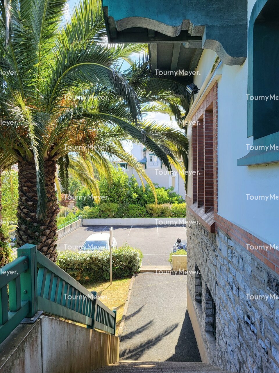 BUREAUX