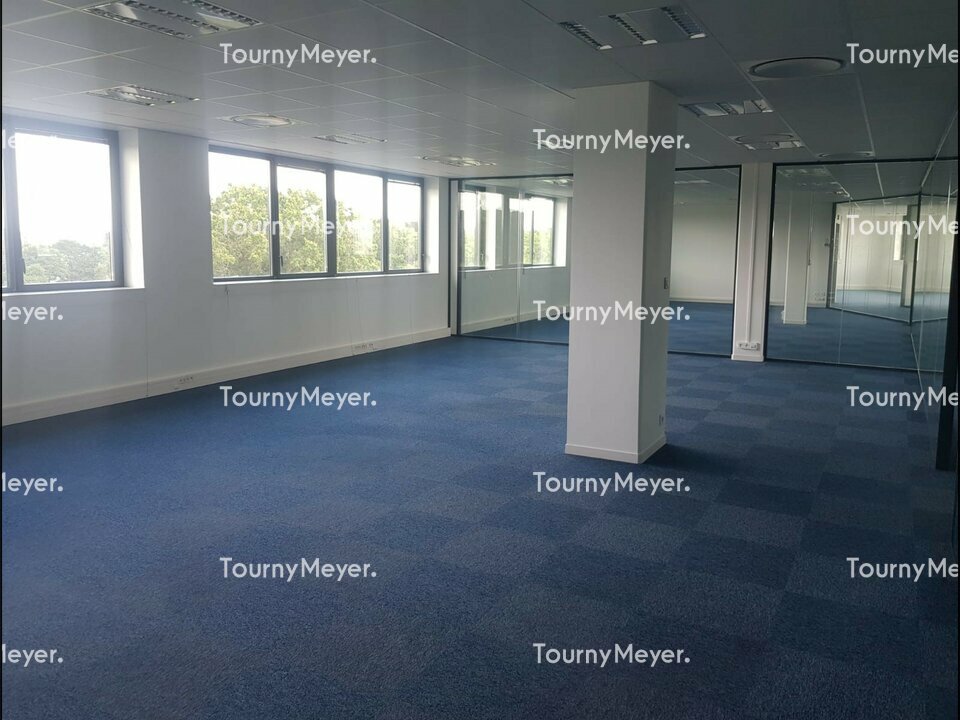 BUREAUX
