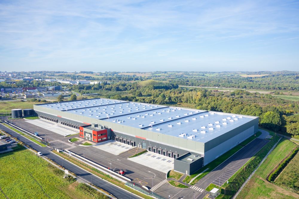 Plateforme logistique de Pléchâtel  partiellement loué par Sopral.